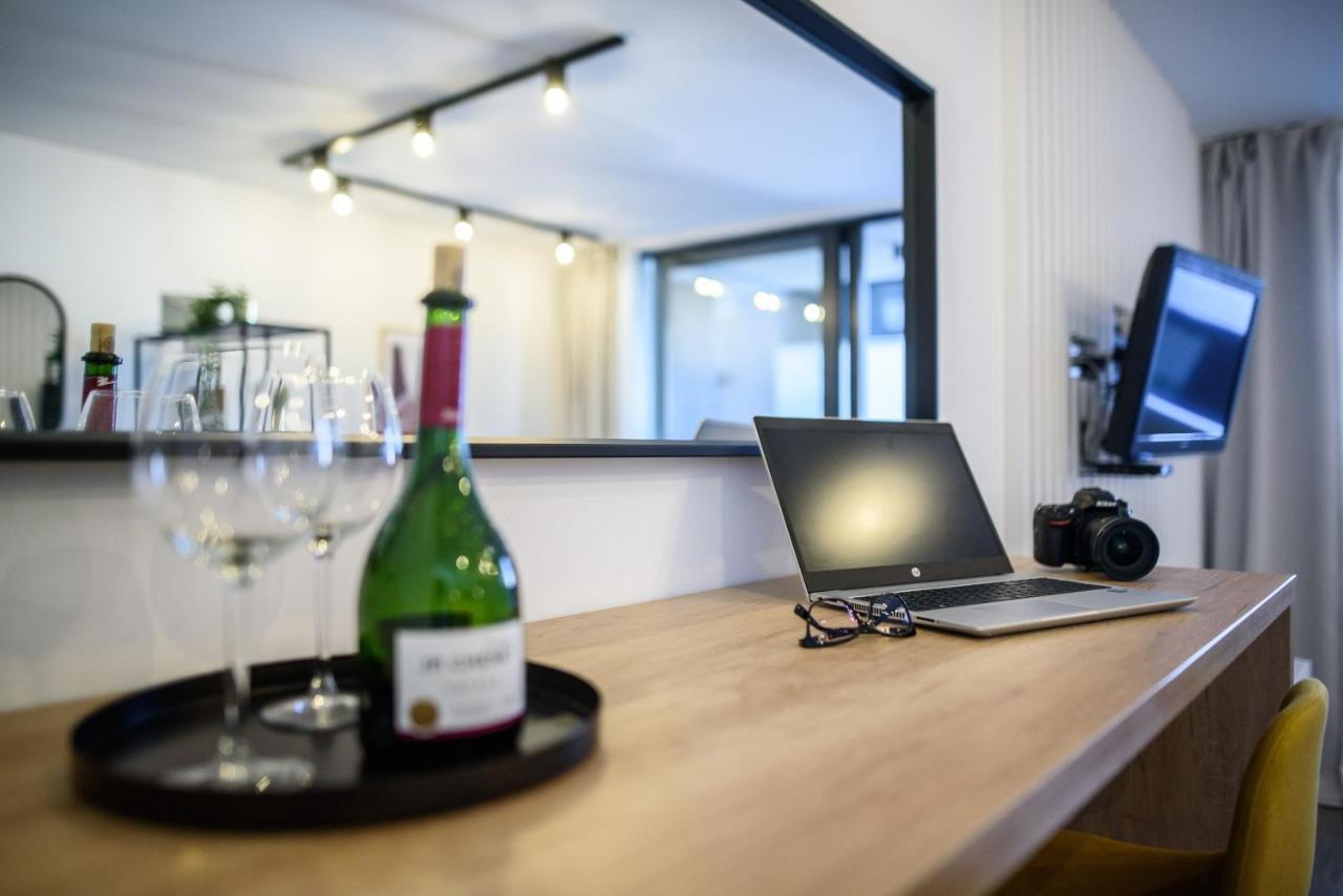 M&P- Lovely 1-Bedroom Condo With Free Parking Dubrovnik Ngoại thất bức ảnh